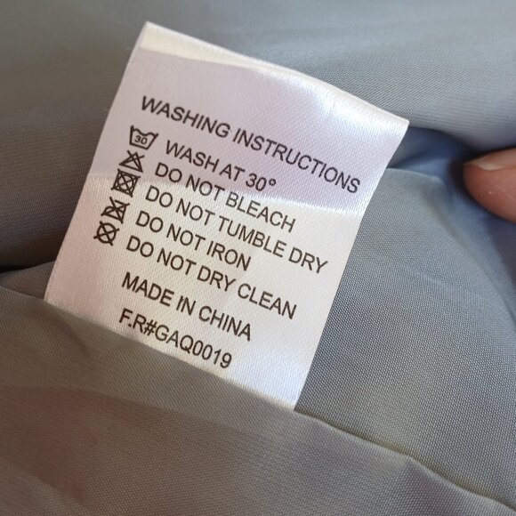 LOWER PRICE & DISCOUNTED SHIPPING on this MEN'S LIGHTWEIGHT GRAY ZIP-UP JACKET - Picture 4 of 6